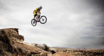 Choosing Between Mountain Bikes (2024 UPDATED)